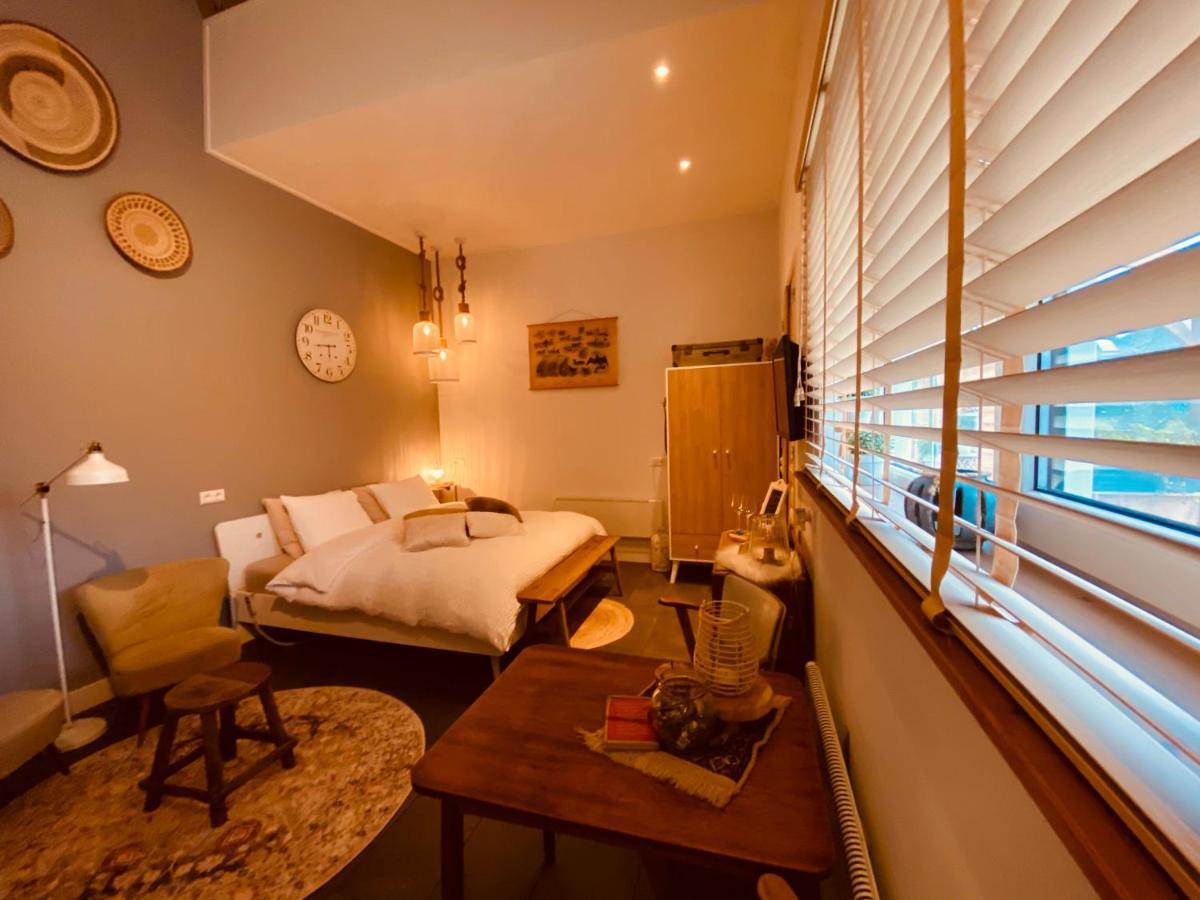 B&B Zen Lage Zwaluwe Luaran gambar